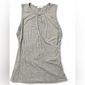 Women’s gray ribbed peep hole tank top shirt size S like new